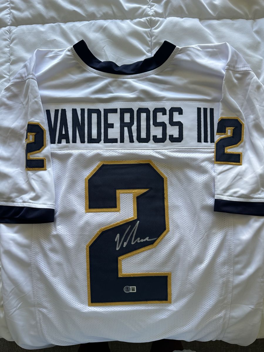 Junior Vandeross III Signed Toledo Rockets Jersey – Beckett Witnessed