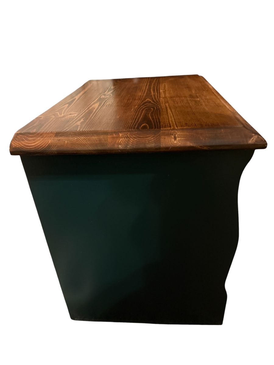 Main image 4