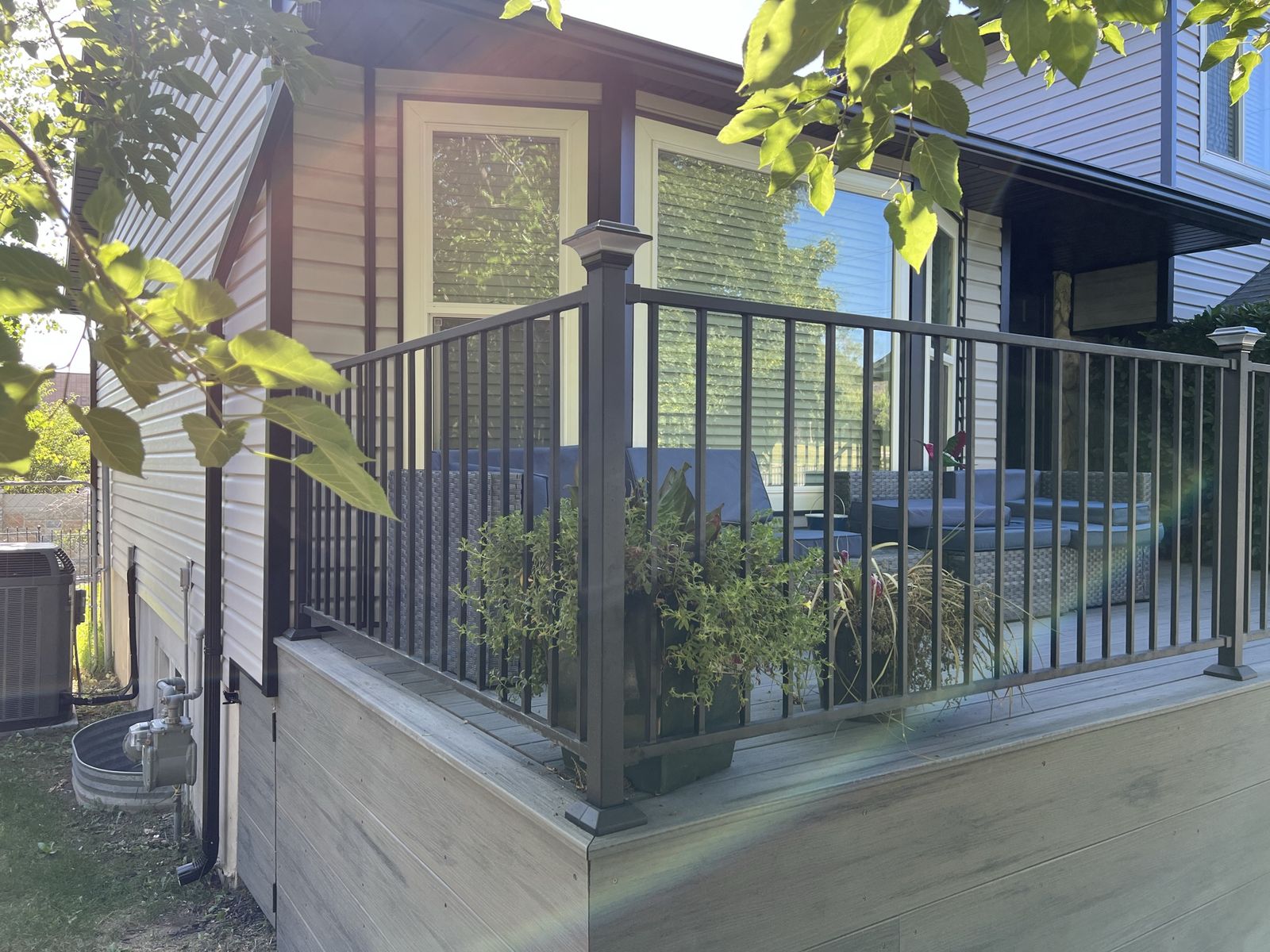 Main image 14