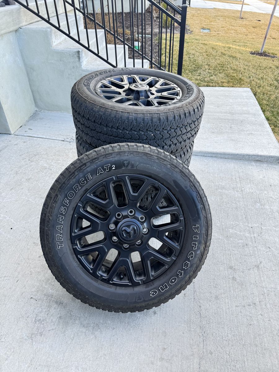 Dodge Ram 3500 Limited Rims And Tires 285/60R20