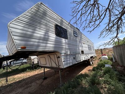 1998 Sierra Toy hauler/ Camp trailer