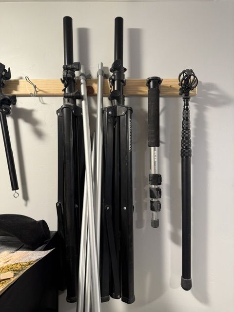Main image 6