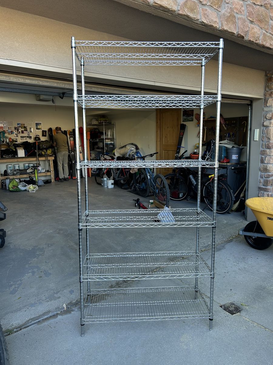 Wire shelving