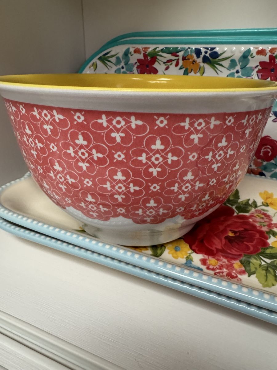 HUGE lot of Pioneer Woman Cookware