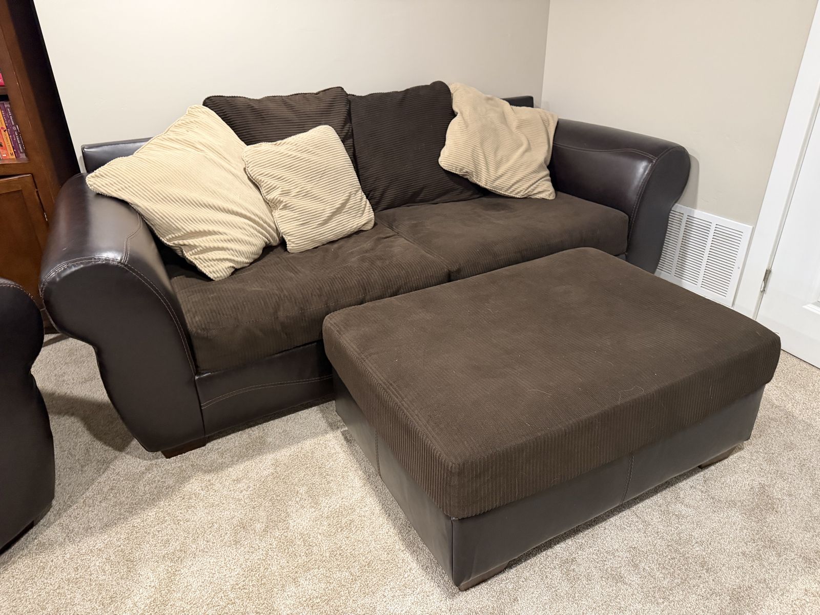 Main image 7