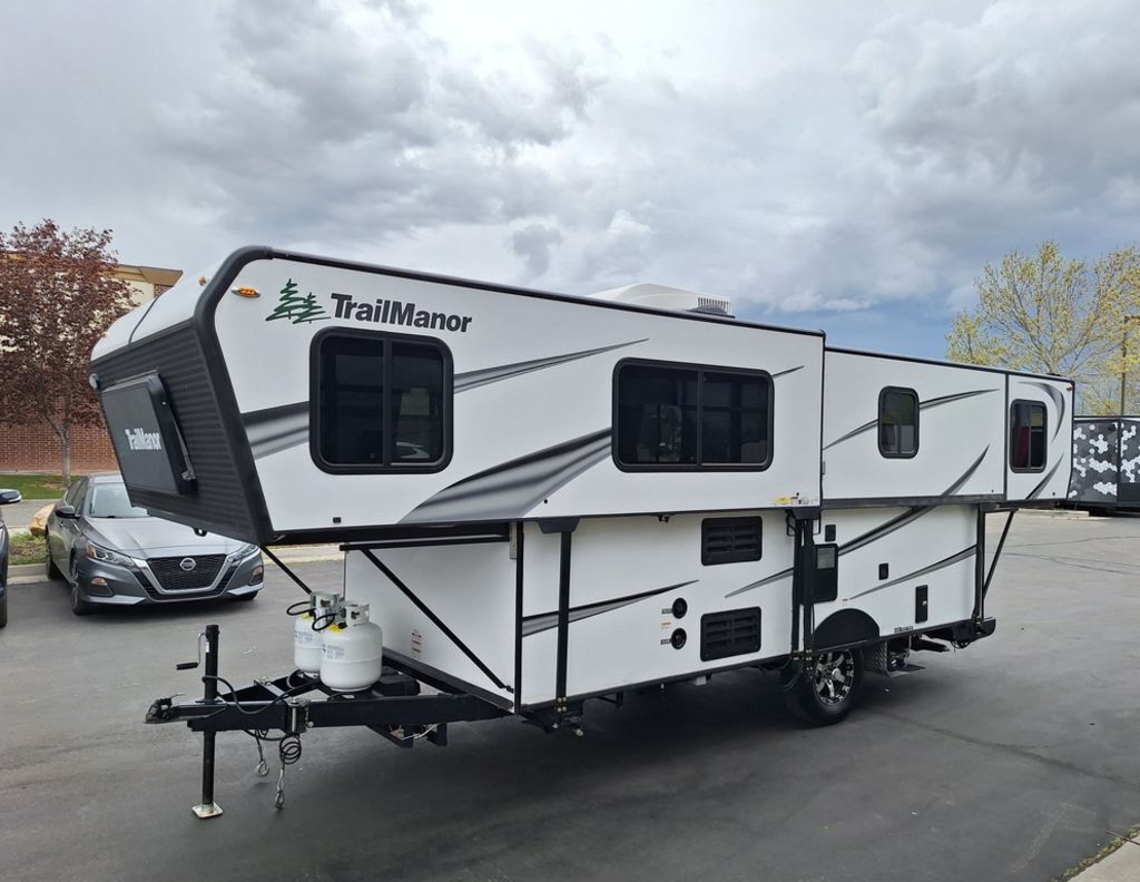 2720QB Trailmanor RV Aluminum Body, SUV Friendly! Trailmanor 2026