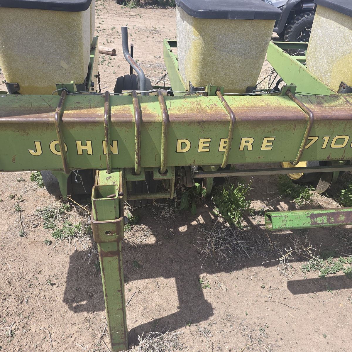John Deere 7100 corn planter