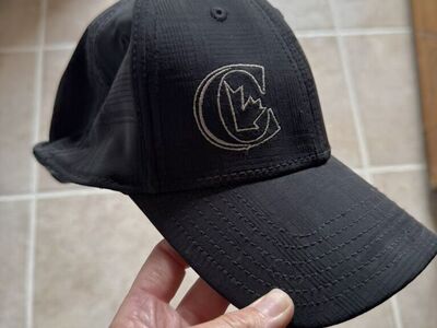 Canada A flex class headwear hat size L/XL black
