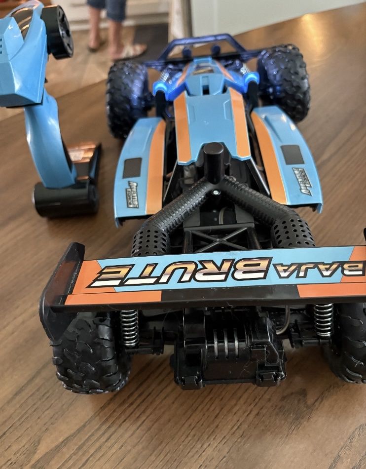 Baja Brute RC Car with Remote Control, Blue/Orange