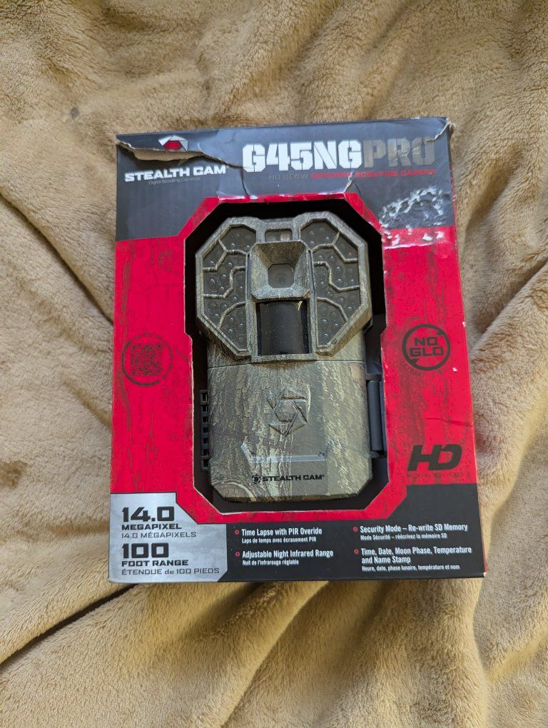 Stealth Cam G45NG Pro 14.0MP No Glo Triad Scouting Camera - 100ft Range