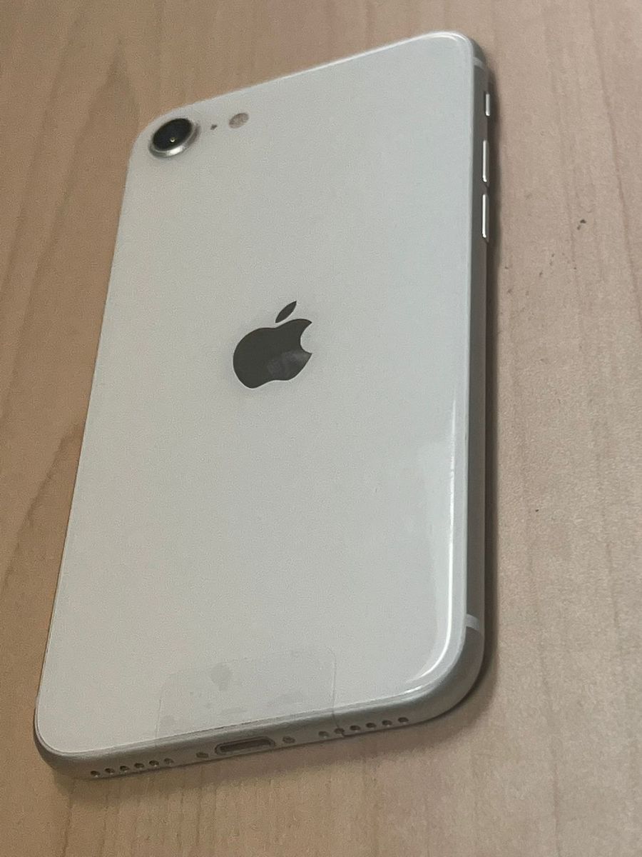 Iphone SE - 64GB - 3 GEN - Unlocked