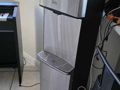 Brio 740 Series Self-Cleaning Bottom Load Water Cooler (Model CLBL740SCW)