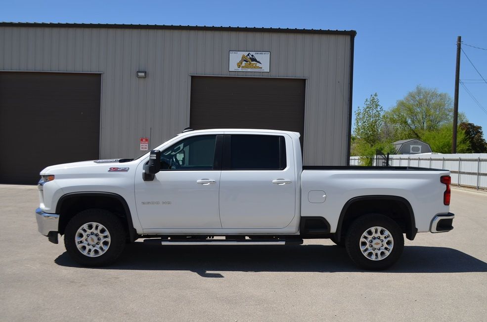 2023 CHEVROLET SILVERADO 2500HD LT Duramax, 10 speed.