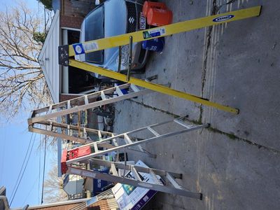 6', 8', 12' A frame ladder