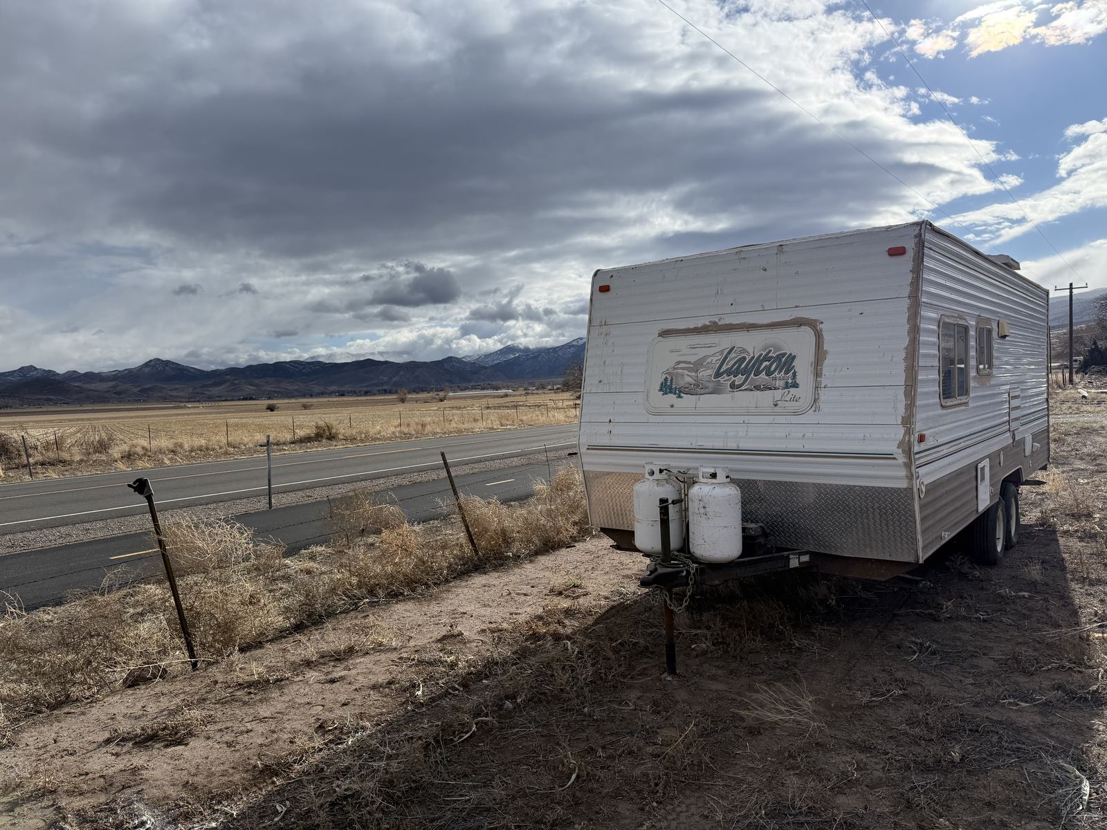 Layton Skyline Lite Camp Trailer