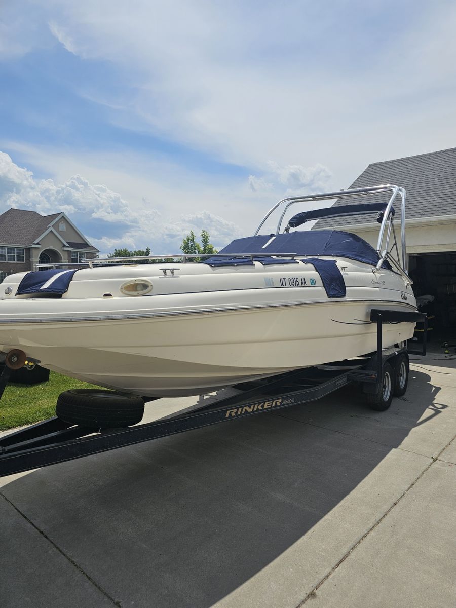 2002 Rinker siesta 243