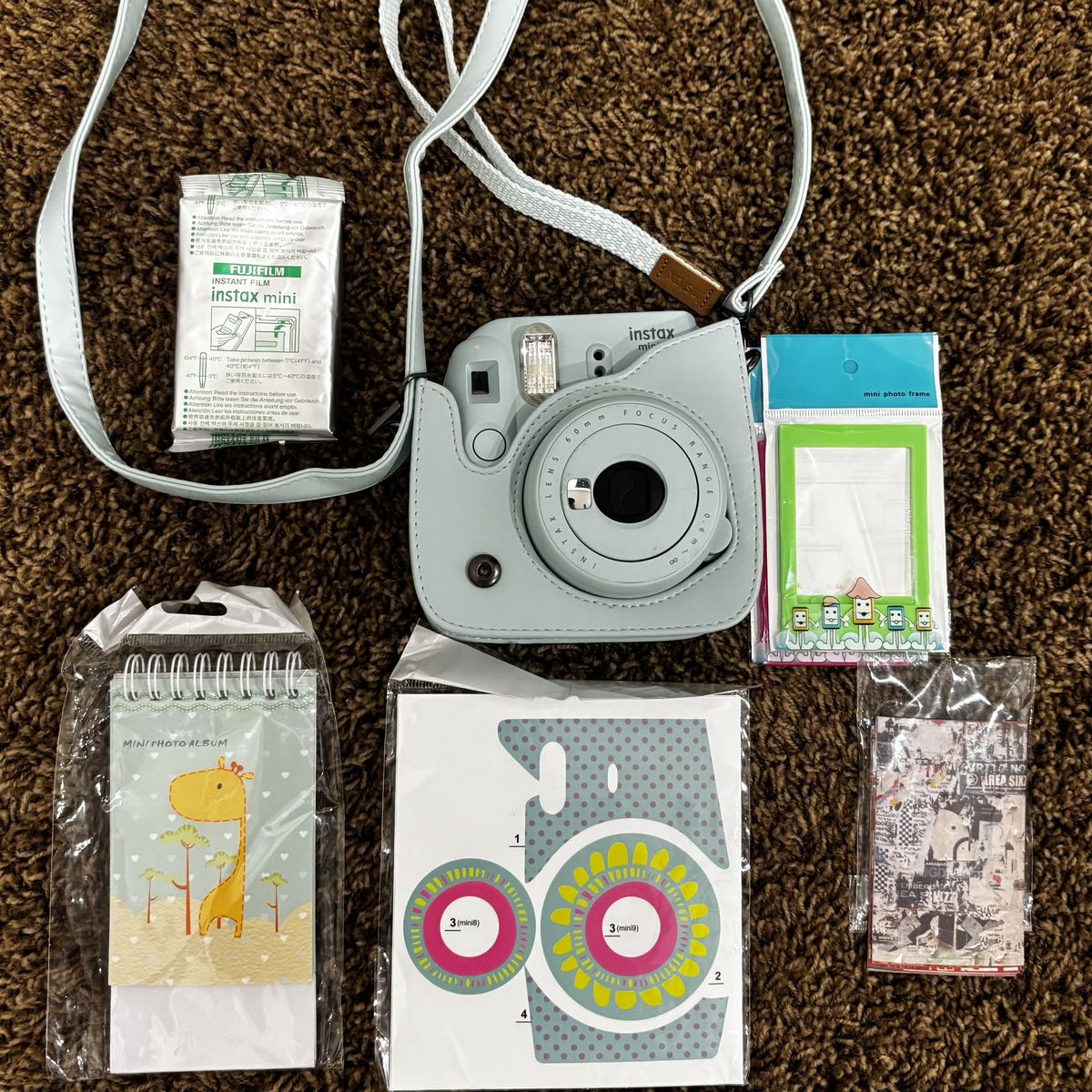 Fujifilm Instax Mini Camera Bundle