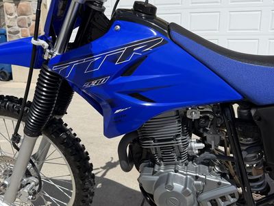 2022 Yamaha TTR230 Dirt Bike - Excellent Condition