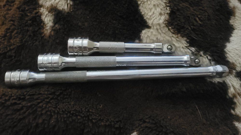 Snap-on 3/8" Drive Knurled Wobble Extension