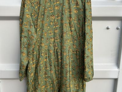 Mata Traders Women's XL Green Floral Long Sleeve Tiered Dress