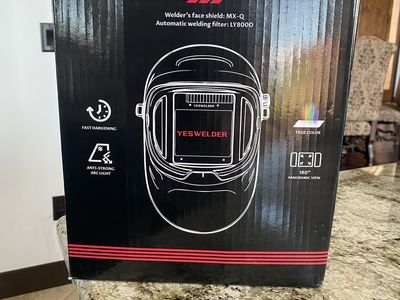 YesWelder LYG-Q800D Welder's Face Shield Auto-Darkening Welding Helmet
