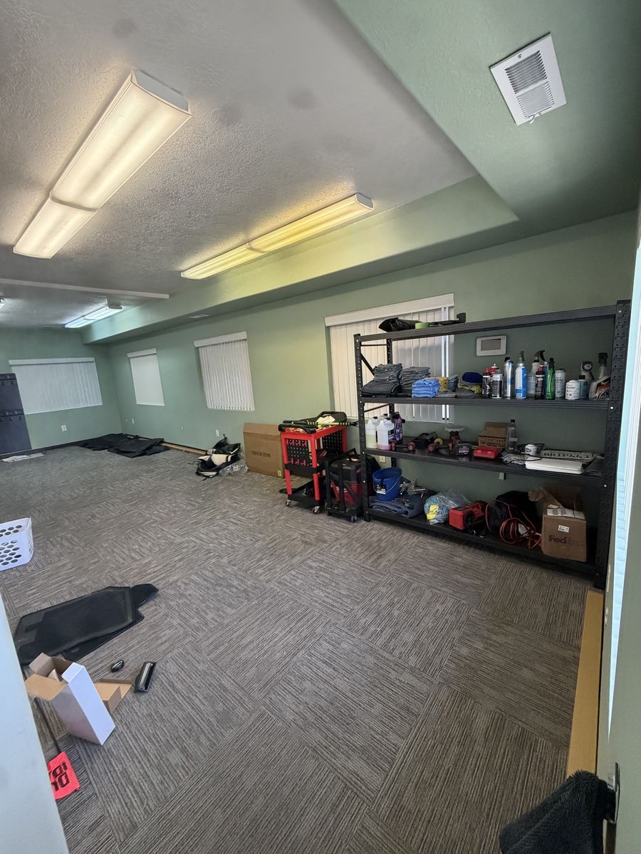 Main image 13