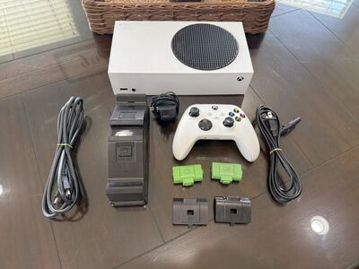 Xbox Series S Bundle