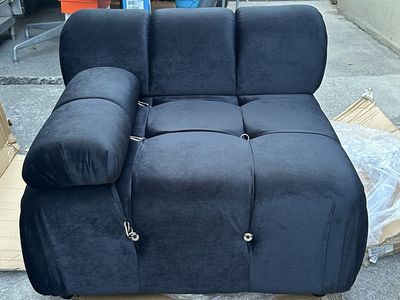 Black Velvet Tufted Modular Accent Chair / Single Sectional Module