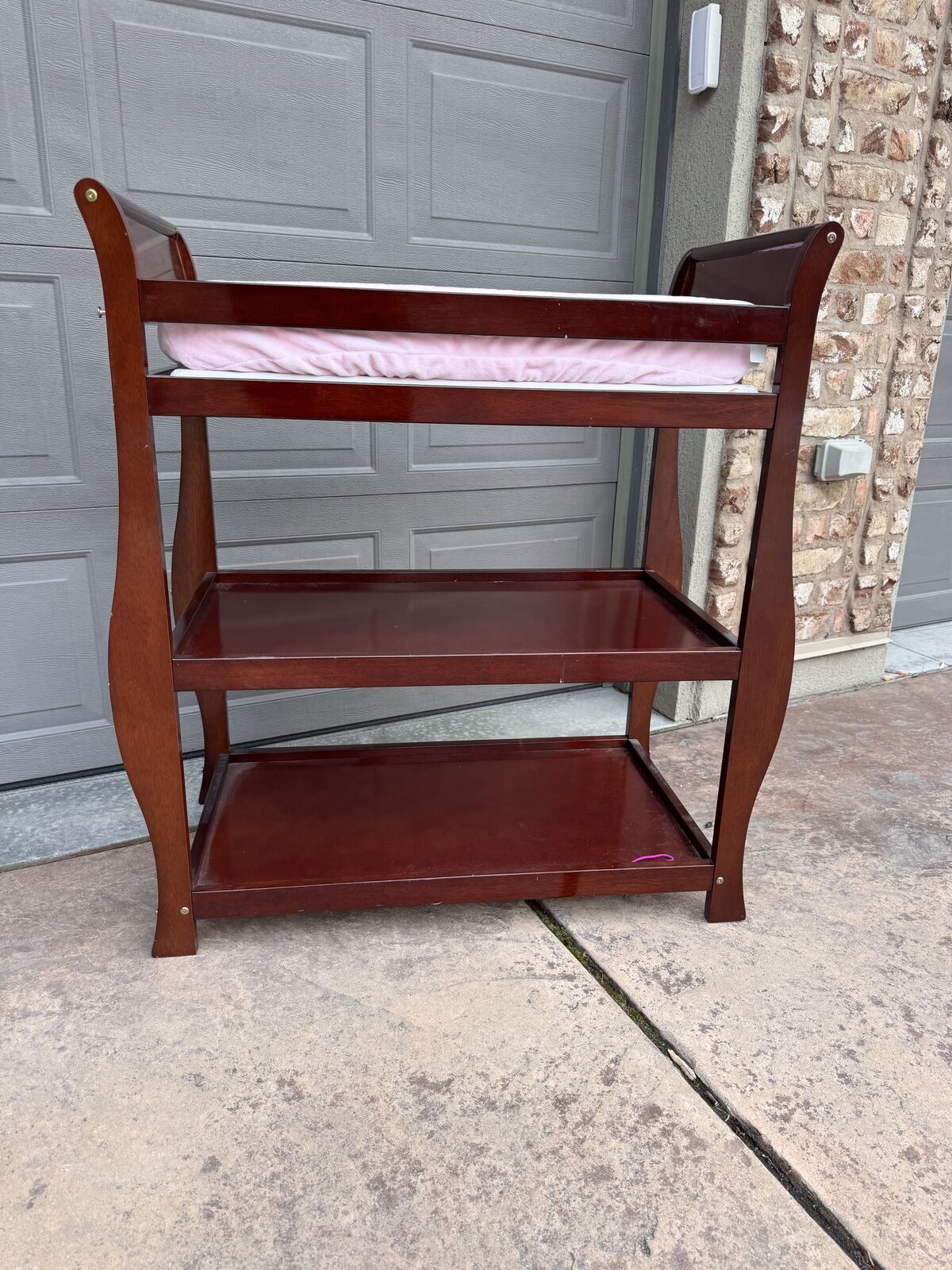 Baby changing table -FREE