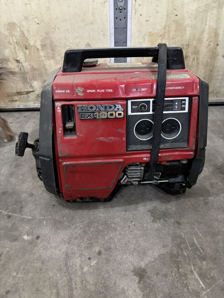Small Honda 1000 Generator