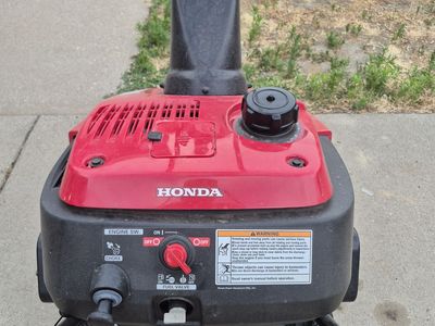 Honda HS720AMA 20-inch Single-Stage Gas Snow Blower - Starts, Runs, Blows Snow