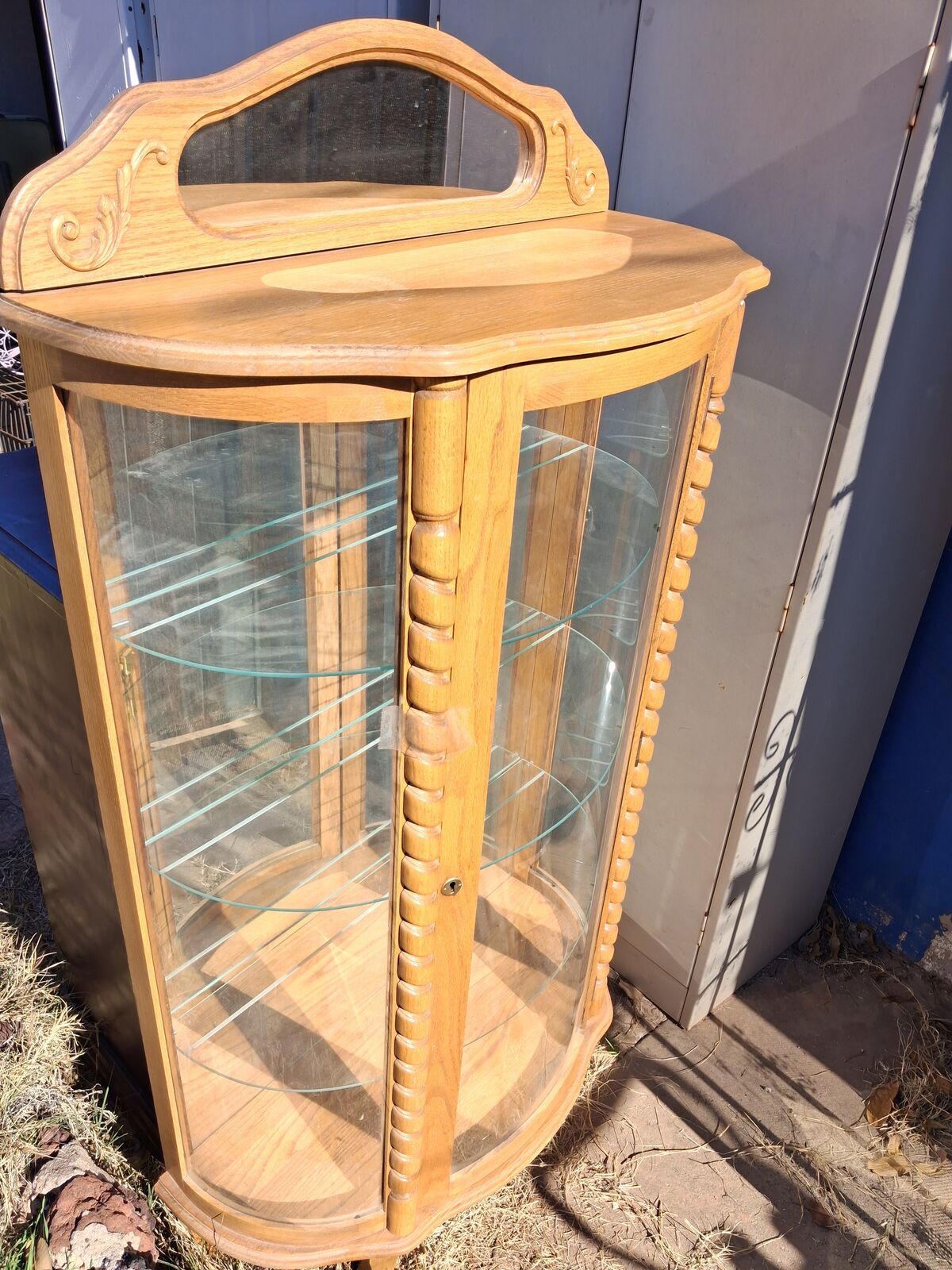 curio cabinet older looking style