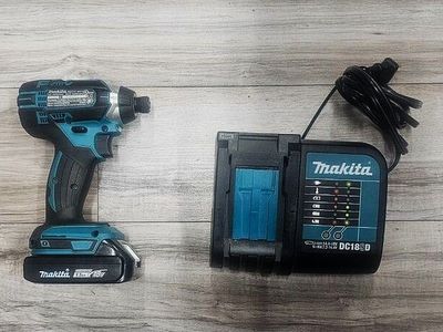 MAKITA XDT11 18V IMPACT DRIVER KIT