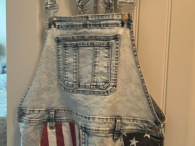 Cute American Flag Denim Overalls Shorts - Size XL Patriotic Style