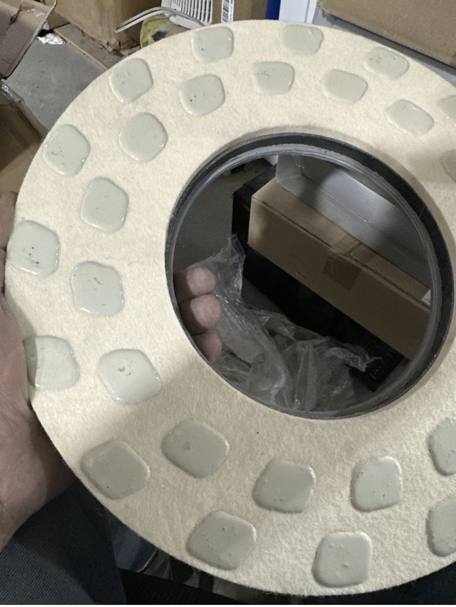 Main image 3
