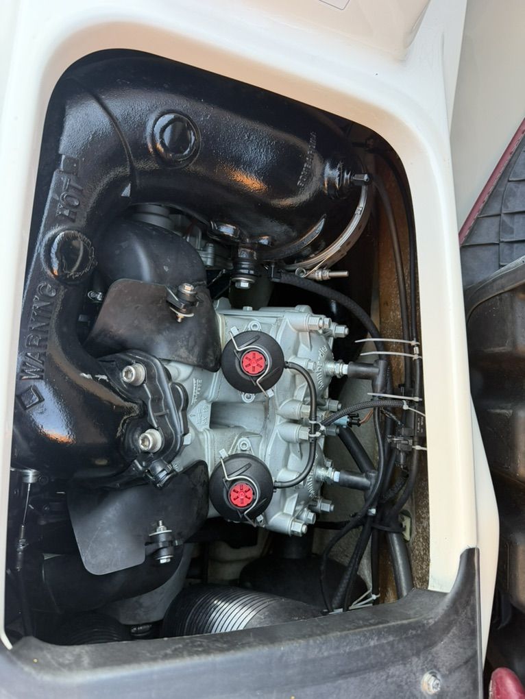 Main image 6
