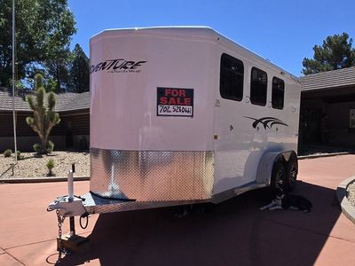 2022 Trails West 3 horse Adventure MX II