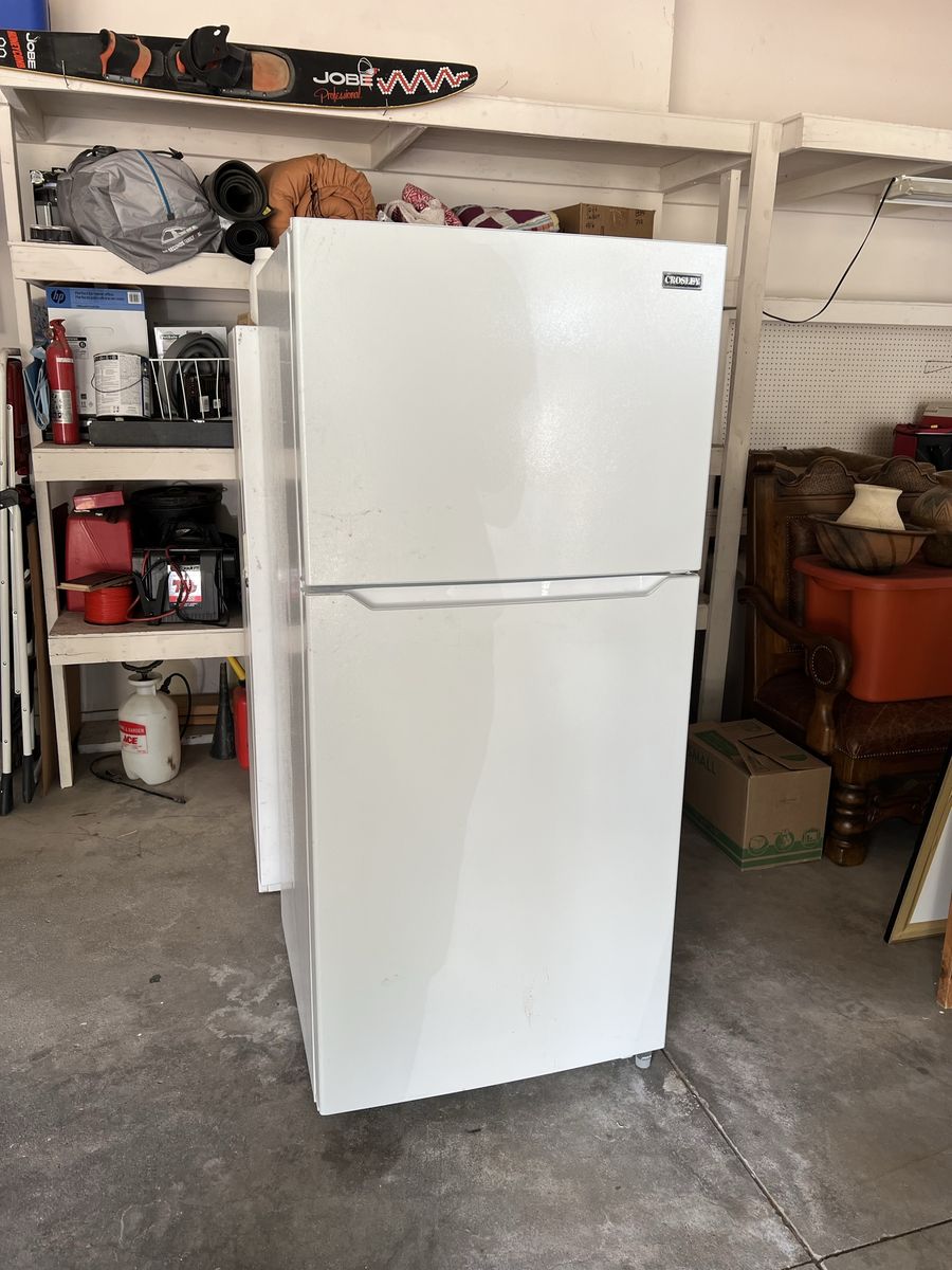 Crosley Top Freezer Refrigerator