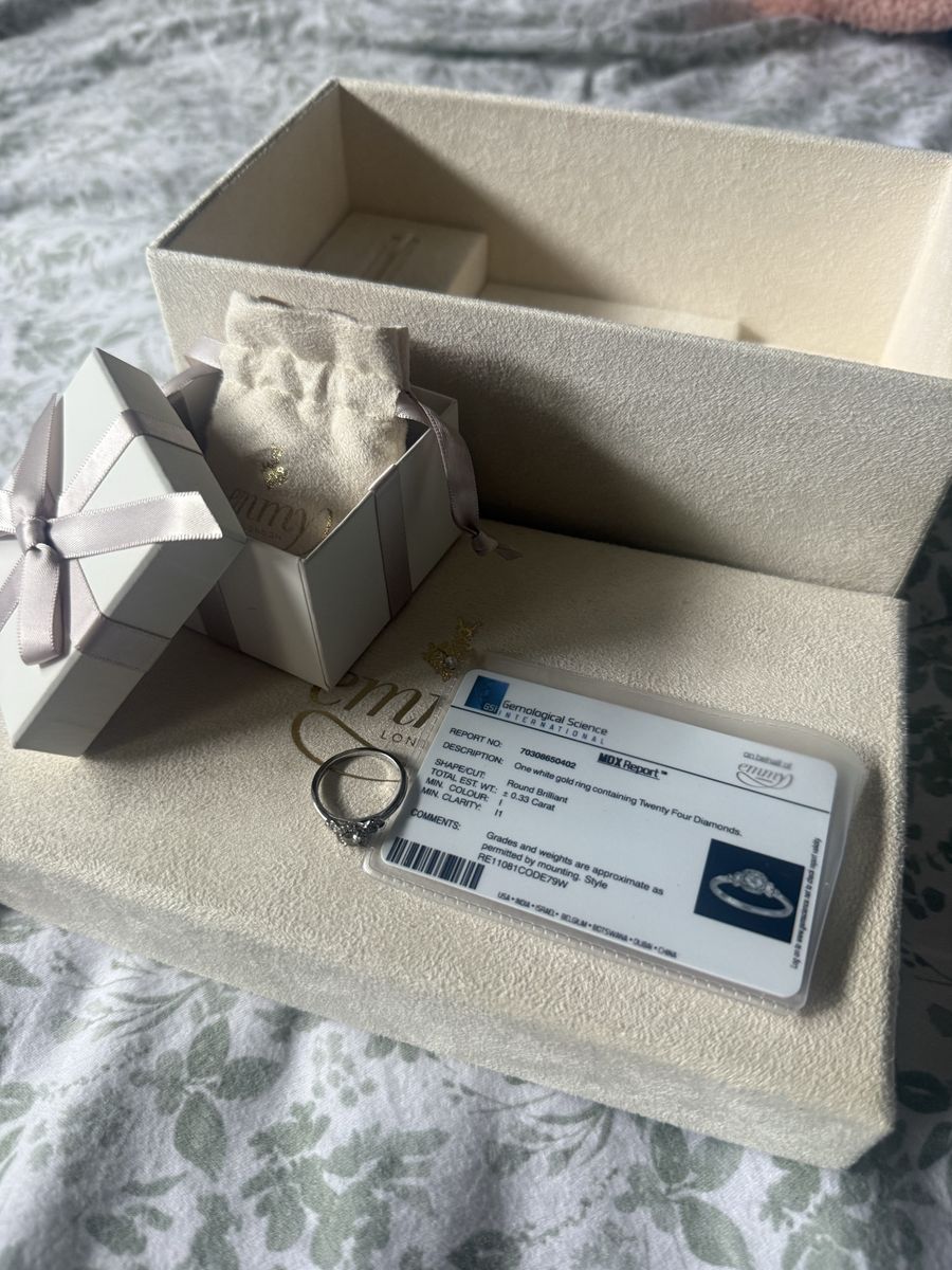 Emmy london halo white gold engagement ring - 0.33 carat