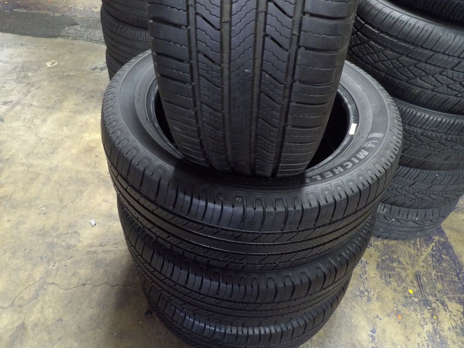245/50R20 MICHELIN DEFENDER 2 SET OF USED TIRES 
