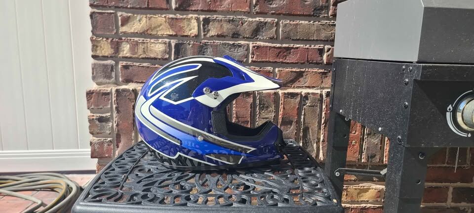 VEGA Helmet - sz SMALL