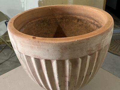 Terra-Cotta Flower Pot – 14 Inch