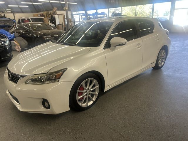 2013 Lexus CT 200h