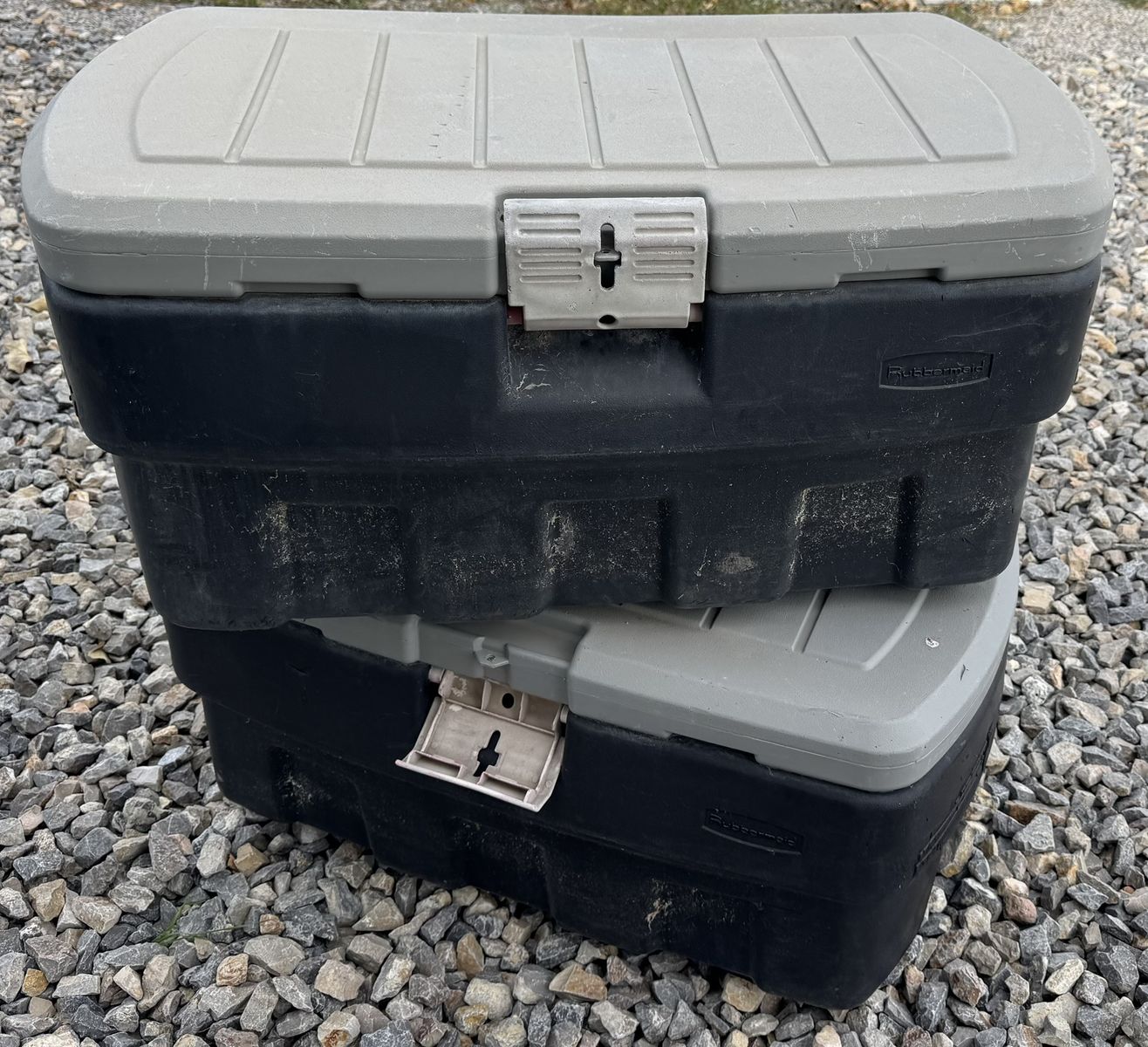 Rubbermaid 35 Gallon Action Paker