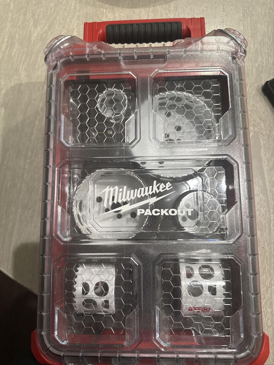 Milwaukee  Packout holeDozer