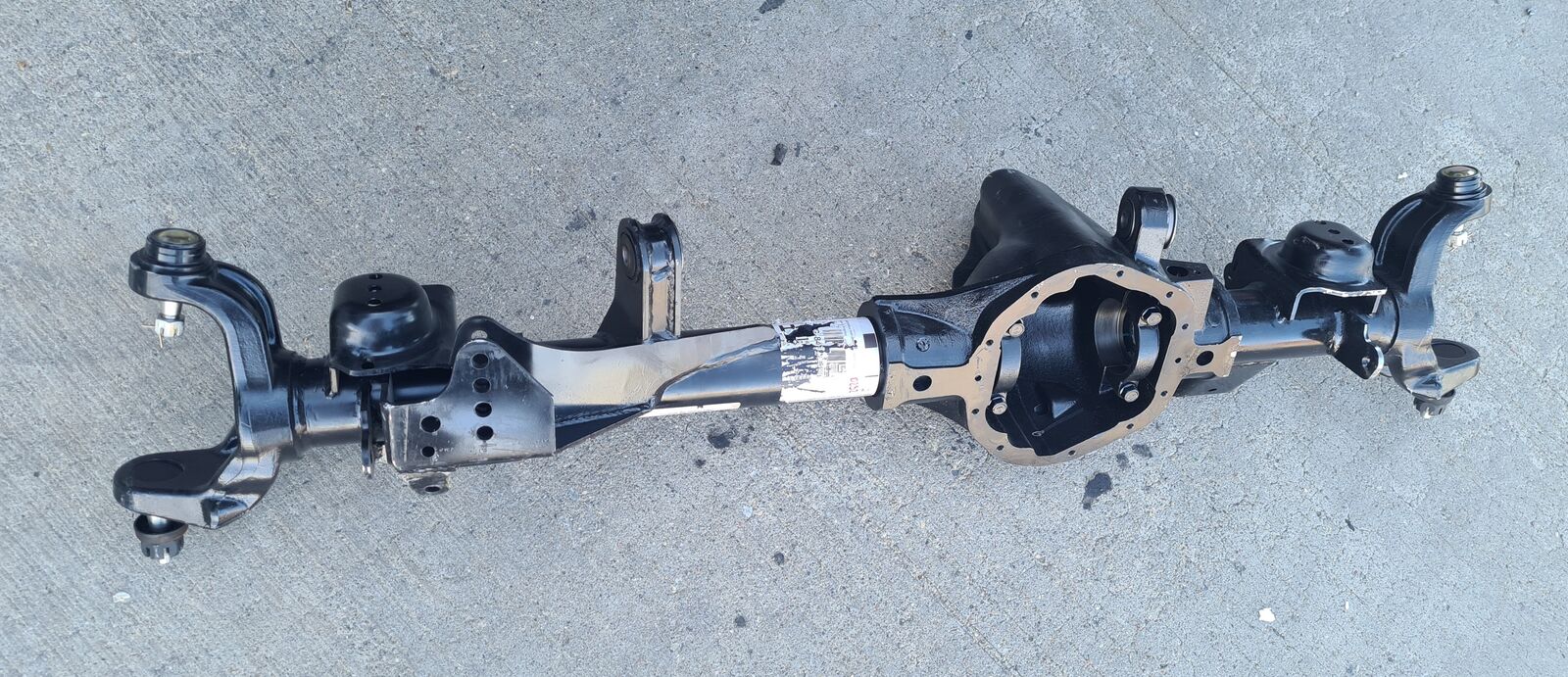 Jeep Wrangler JK Dana 44 front Axle Heavy Duty housing Rubicon