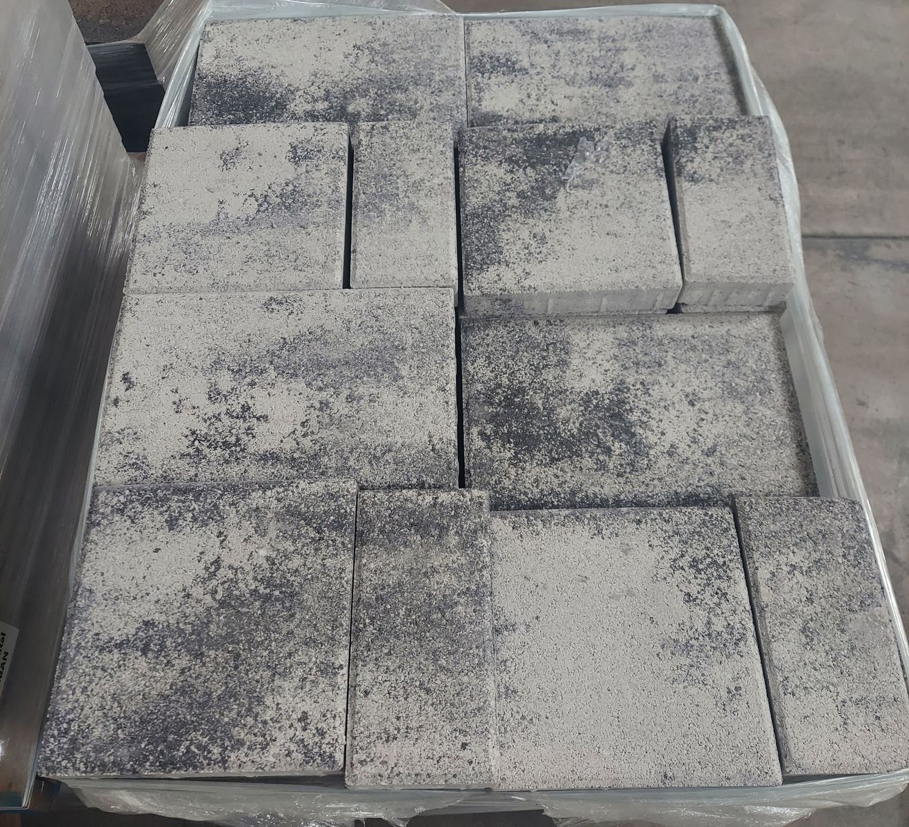 SILVERTON MONUMENTAL PAVERS