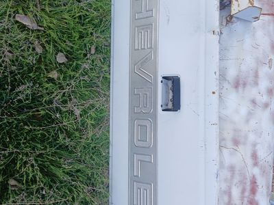 Chev, Chevy, GM, GMC tailgate