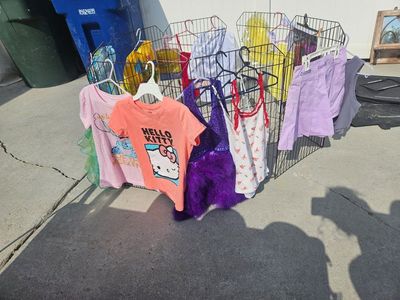 Yardsale at 7111 w Antelope rd wvc ut