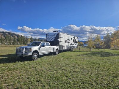 Spacious Grand Design Solitude 5th Wheel RV - Full Kitchen, Master Suite, & Storage